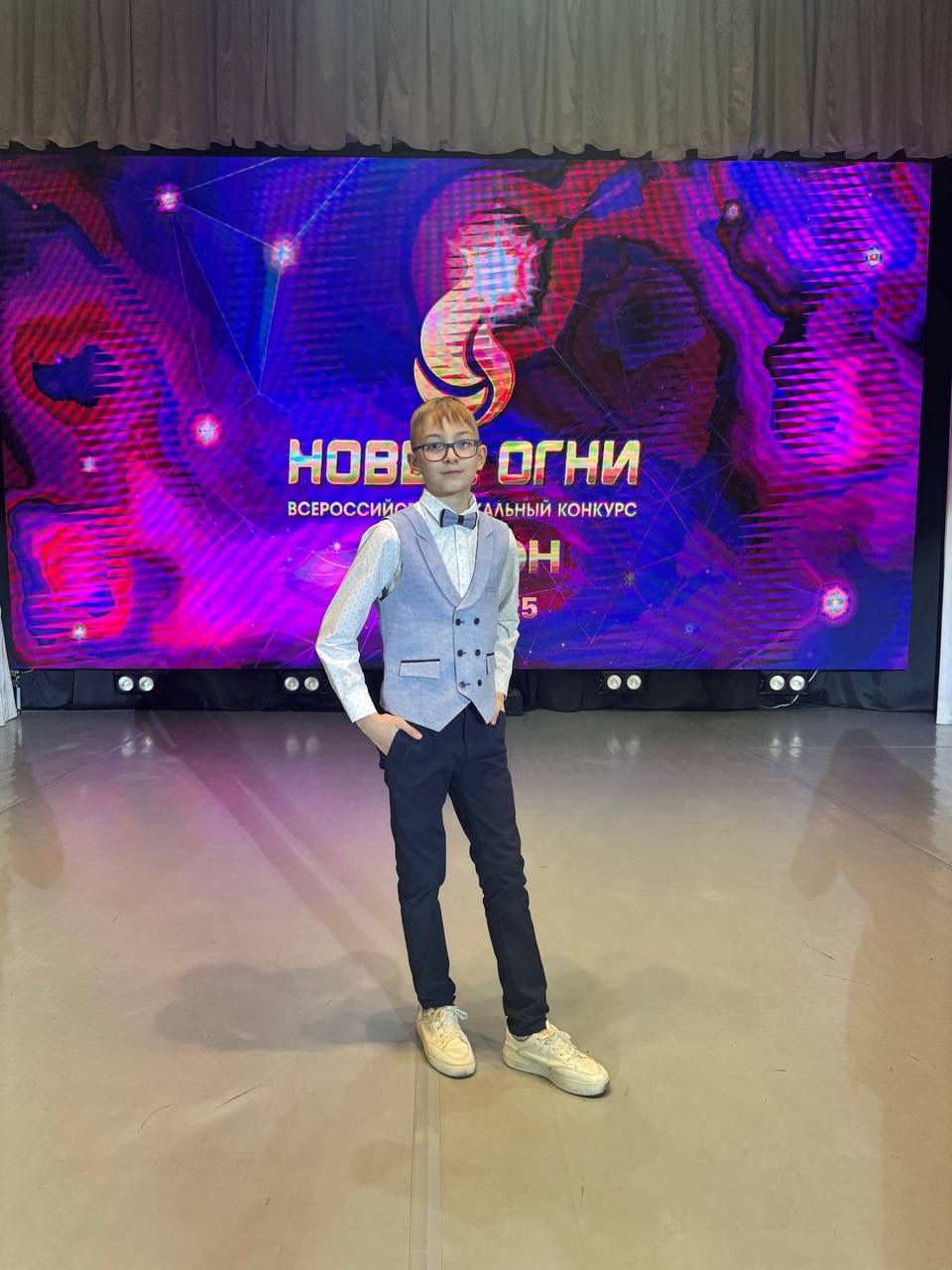 Фото из заметки о победе на вокальном конкурсе с песней композитора Алексея Ольханского
